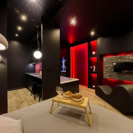 Suite Deluxe - Jacuzzi Melun Buitenkant foto